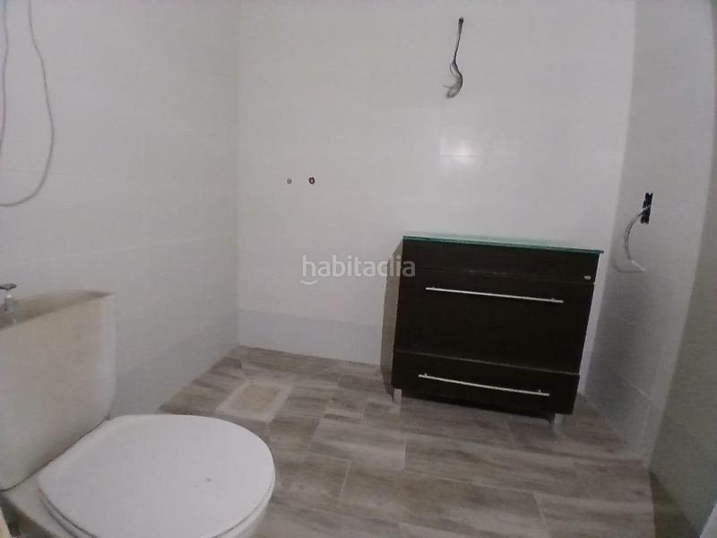 Foto 67fa253a-0c23-4168-af85-817f17cb8fb3. Alquiler local comercial en Sants-Badal Barcelona