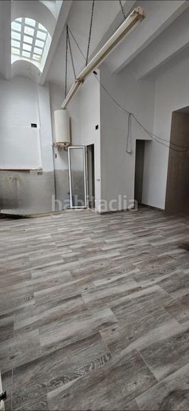 Foto be6f3f91-ddc8-44ee-95c4-6e1d0a192fef. Affitto locale commerciale in Sants-Badal Barcelona