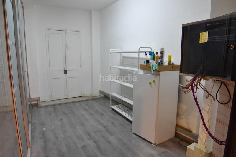 Foto 1a0cd6df-3789-4d43-a2cc-ec9858fb0f79. Local comercial en Sant Ramon - Maternitat Barcelona