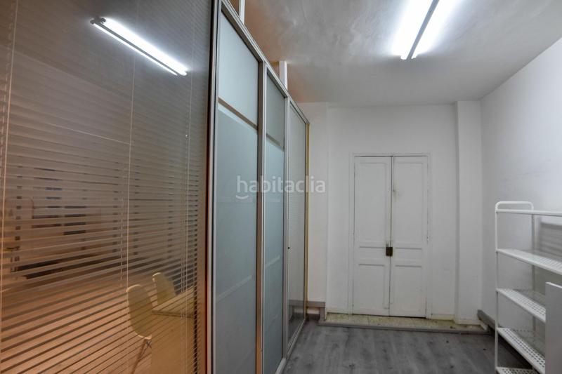 Foto 1dcebe8c-9072-4dbb-a3d5-e8a3b02a6316. Local comercial en Sant Ramon - Maternitat Barcelona