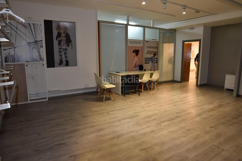 Foto 5b0f13d2-ed2c-4648-a401-feb8f07d4f33. Local comercial en Sant Ramon - Maternitat Barcelona