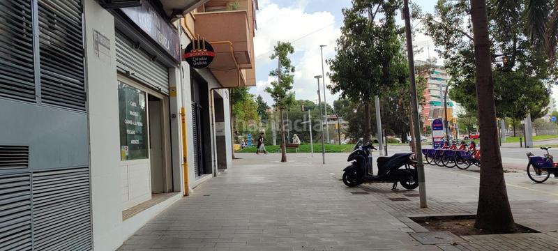 Foto 515206b8-5ea4-47de-ae05-76521f29d382. Lloguer local comercial a Centre Esplugues de Llobregat