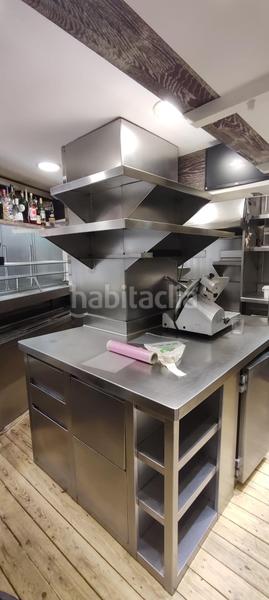 Foto 9ab82889-03a9-4a28-98a3-9fdbc677d1e6. Lloguer local comercial a Centre Esplugues de Llobregat