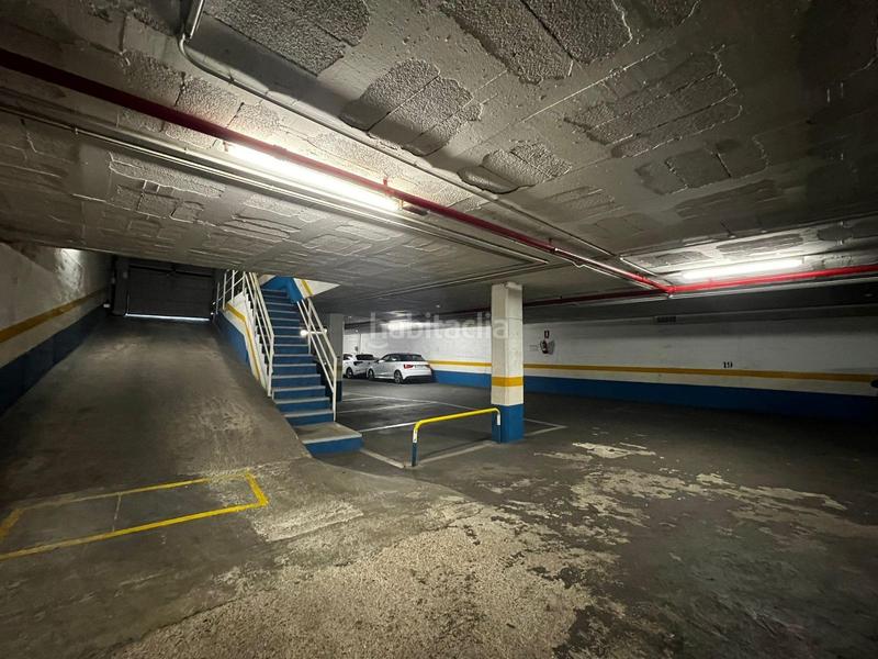 Foto ceb69494-493b-42f3-ad3d-f339a33eb01d. Parking voiture dans Pubilla Cases Hospitalet de Llobregat (L´)