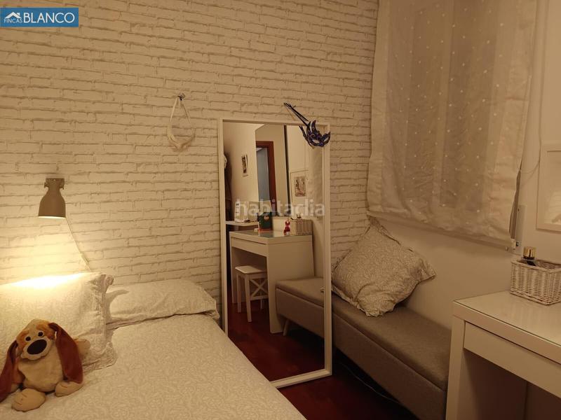 Foto 24dbb6fd-c574-4770-a12a-8748ac72f7f0. Pis amb calefacció a Collblanc Hospitalet de Llobregat (L´)