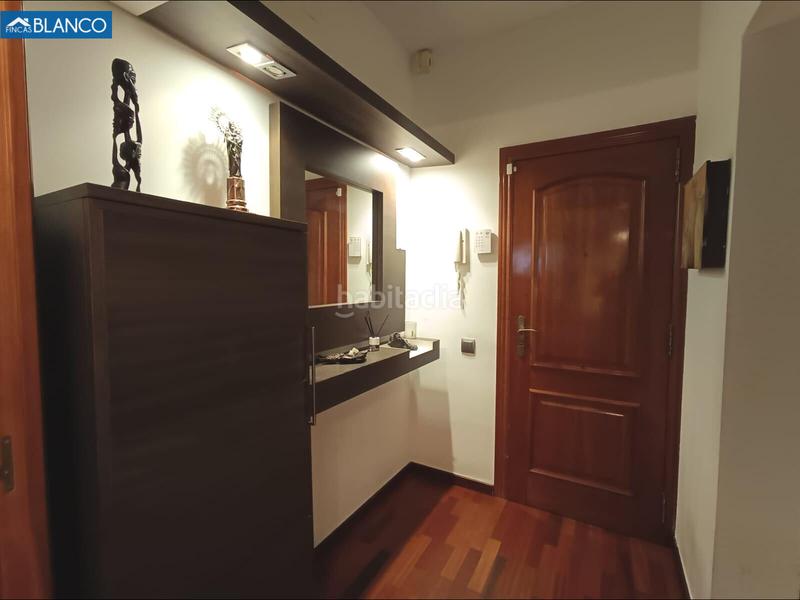 Foto 6acc2b0a-8143-4671-8683-495ee28f9ef5. Pis amb calefacció a Collblanc Hospitalet de Llobregat (L´)