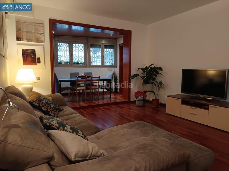 Foto a993b16a-134c-4c83-be16-27b319235d53. Pis amb calefacció a Collblanc Hospitalet de Llobregat (L´)