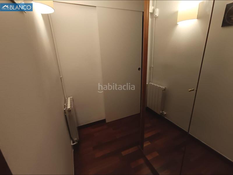 Foto f2f0d2c8-f819-4036-aa96-bfd4eed3923c. Pis amb calefacció a Collblanc Hospitalet de Llobregat (L´)