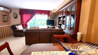 Piso en Can Serra. Espectacular  triplex en venta de 140 m2, con terraza de 34m  y