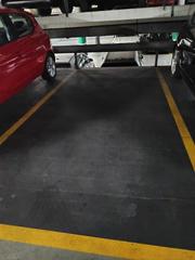 Aparcament cotxe a Collblanc. Parking grande!!