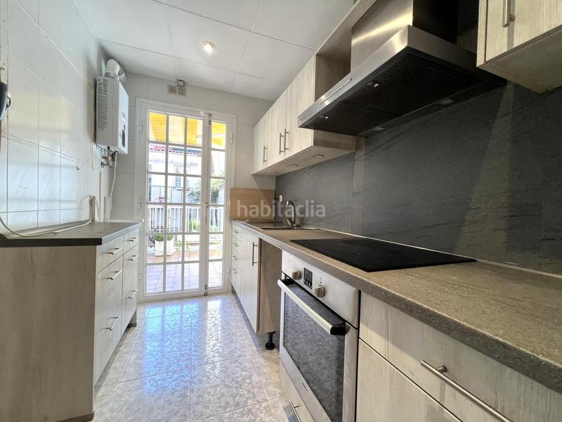 Foto 13e88e04-c545-42bb-a4af-7d4305a79a76. Casa con riscaldamento parcheggio in Pubilla Cases Hospitalet de Llobregat (L´)