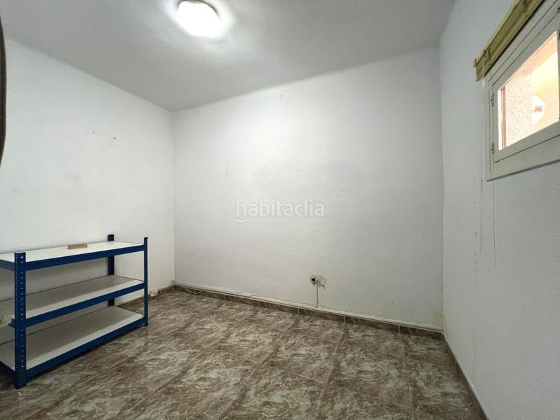 Foto b468ad5c-002c-4d11-a860-8f886e9d017c. Casa con riscaldamento parcheggio in Pubilla Cases Hospitalet de Llobregat (L´)