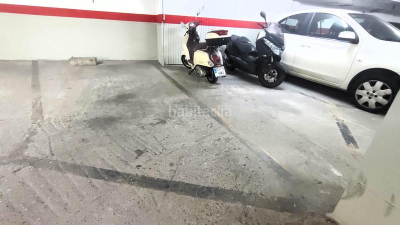 Foto 6393a366-6d2b-46aa-a3df-56bafcfb6212. Parking coche en La Plana Esplugues de Llobregat