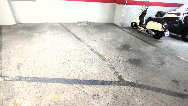 Foto 138505f1-95a1-4852-9d63-5957f1eda272. Autoparkplatz in La Plana Esplugues de Llobregat