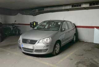Posto auto in Collblanc. Plaza de parking en venta en  collblanc