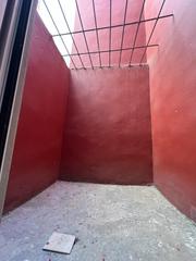 Business premise  Calle de diògenes. Local en venta con un montón de posibilidades de arregalarlo a t