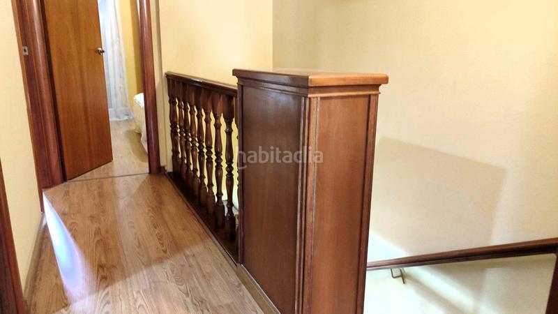 Foto 1a3d112a-50d4-47c7-9f66-4e5eb28e34fe. Casa espectacular casa pareada en venta en el centro de cornella con parking y trastero en Cornellà de Llobregat