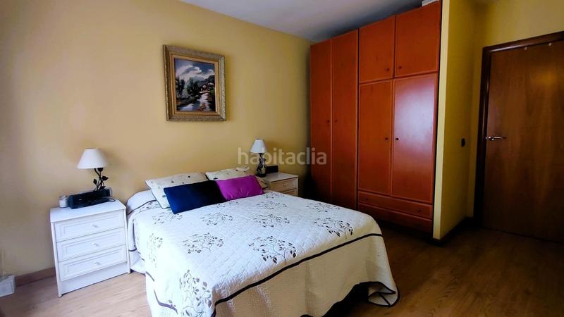 Foto 2823ee76-3fb6-49b0-869b-3b002d69d310. Casa espectacular casa pareada en venta en el centro de cornella con parking y trastero en Cornellà de Llobregat