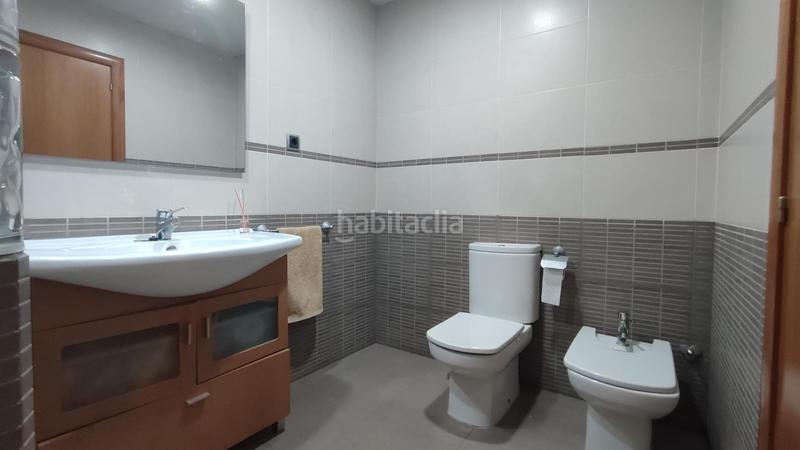 Foto 8e13caf8-9c87-433c-8ce0-7335ddb9febb. Casa espectacular casa pareada en venta en el centro de cornella con parking y trastero en Cornellà de Llobregat