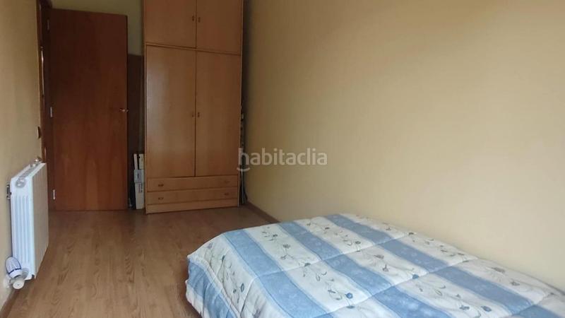Foto cb6f504a-88b6-4972-bfb3-4898f1c2a0f9. Casa espectacular casa pareada en venta en el centro de cornella con parking y trastero en Cornellà de Llobregat