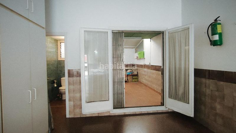 Foto 4cdbfe65-602d-48c7-a79d-ca718c4d3370. Casa  apareada en venta en cornella centro con parquin de 40 m2 3 habitaciones 3 baños en Cornellà de Llobregat