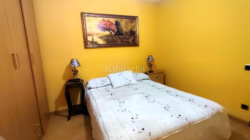 Foto 66696f79-1d36-4b3d-bac0-73a934c92b42. Casa  apareada en venta en cornella centro con parquin de 40 m2 3 habitaciones 3 baños en Cornellà de Llobregat