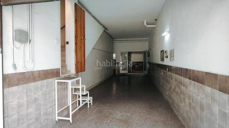 Foto 8181e99c-68de-4c42-b117-844be6a3d17e. Casa  apareada en venta en cornella centro con parquin de 40 m2 3 habitaciones 3 baños en Cornellà de Llobregat