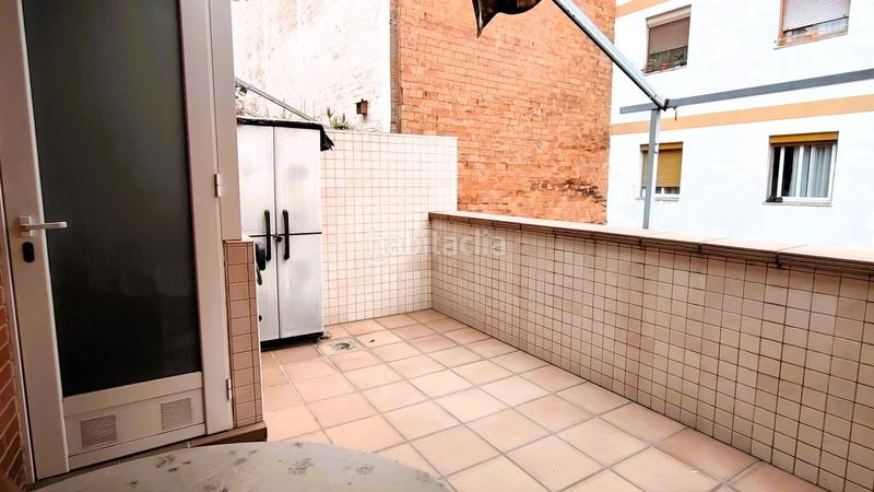 Foto 81be029d-1d96-40c9-ae9e-5b4a4a2a645a. Casa  apareada en venta en cornella centro con parquin de 40 m2 3 habitaciones 3 baños en Cornellà de Llobregat
