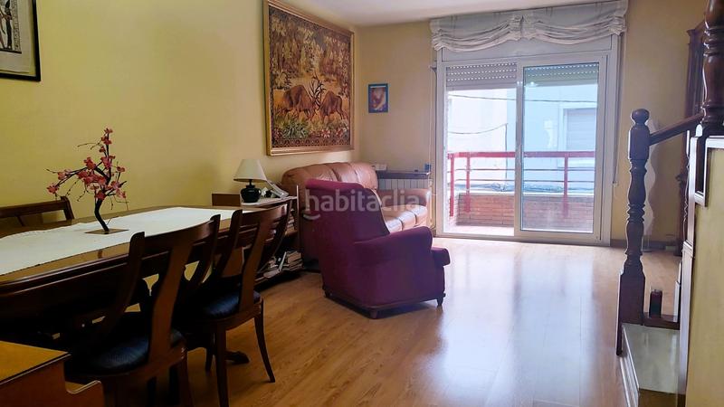 Foto 84b7f31b-809c-4e3f-a07f-d4b05af17c0d. Casa  apareada en venta en cornella centro con parquin de 40 m2 3 habitaciones 3 baños en Cornellà de Llobregat