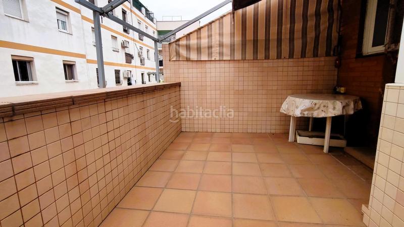 Foto 9db4ce4c-1c28-45c0-b1af-c8da17357b57. Casa  apareada en venta en cornella centro con parquin de 40 m2 3 habitaciones 3 baños en Cornellà de Llobregat