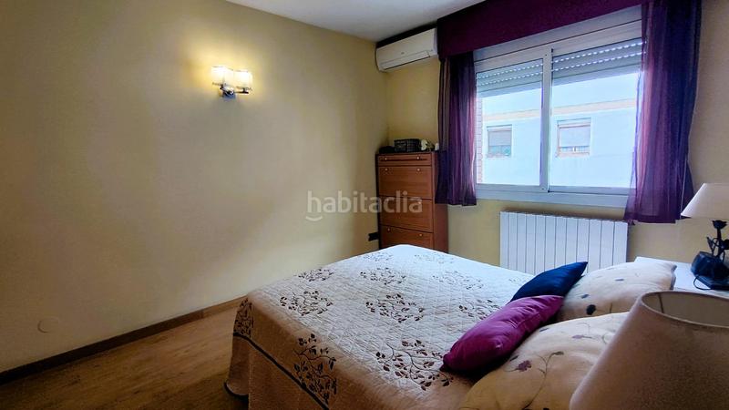 Foto d43c59d2-51d3-4114-9dd3-d10bd24d340c. Casa  apareada en venta en cornella centro con parquin de 40 m2 3 habitaciones 3 baños en Cornellà de Llobregat