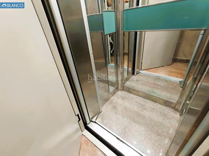 Foto 15b1566a-e383-491d-8654-17e78e77bdcd. Piso  reformado en finca con ascensor. visitas a partir de septiembre en Hospitalet de Llobregat (L´)