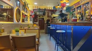 Lloguer Local Comercial a Collblanc. Oportunidad traspaso de bar cafeteria en la torrassa totalmente