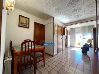 Ático en Pubilla Cases. Ático de 3 habitaciones con gran terraza y vistas despejadas