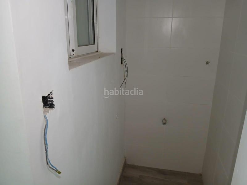 Foto 06b8c251-a029-4cfd-a0e7-7840c4ecfff5. Local comercial a Sants-Badal Barcelona