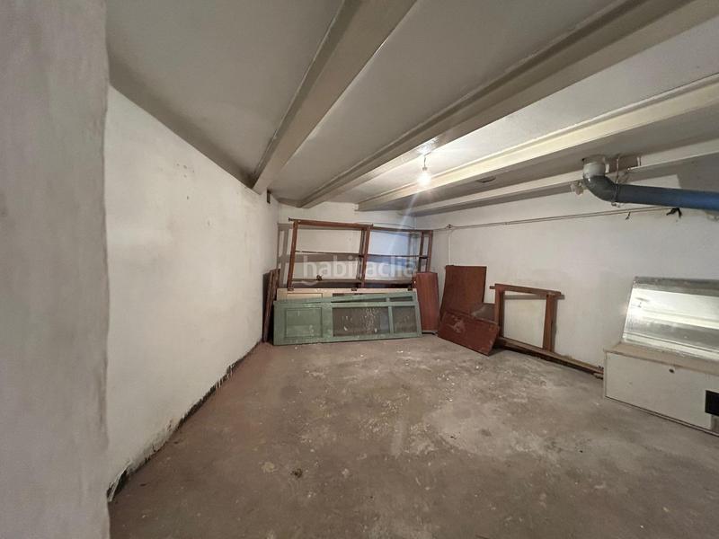 Foto f8bbe6a4-e3e4-4745-8b59-3c33ec141412. Pas-de-porte local commercial dans Pubilla Cases Hospitalet de Llobregat (L´)
