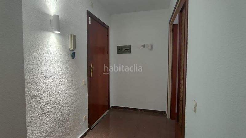 Foto 04a3ea3e-0d16-48b2-a619-3c1dc367d7a8. Flat with heating in Montesa Esplugues de Llobregat