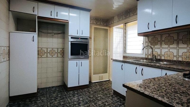 Foto 7234ba77-7435-41a3-ace4-58d325c63ac4. Flat with heating in Montesa Esplugues de Llobregat