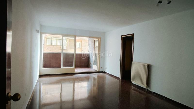 Foto 752f3c5c-f5fe-459f-8338-370ca95b8313. Flat with heating in Montesa Esplugues de Llobregat