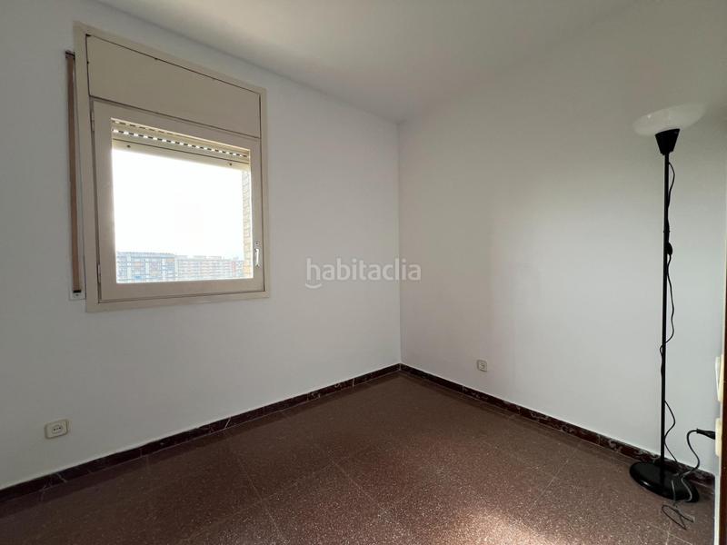 Foto 10ccfd4e-a4b5-4750-94bb-612b957787e7. Etagenwohnung mit heizung in Montesa Esplugues de Llobregat