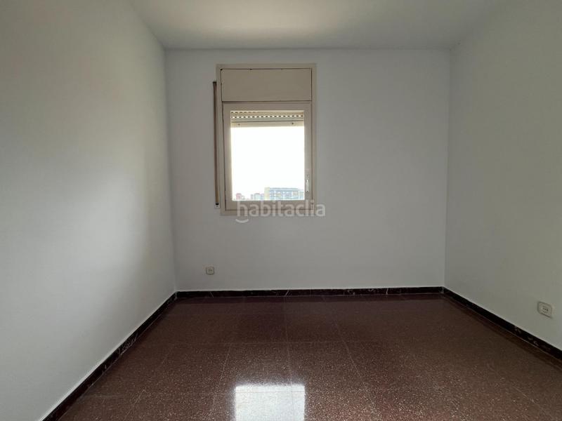 Foto d51fc97c-1ef9-48bb-b2d9-1ee287c2d002. Flat with heating in Montesa Esplugues de Llobregat