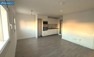 Appartamento in Collblanc. Precioso piso reformado en el corazon de collblanc