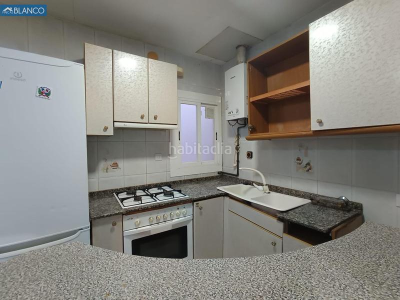 Foto 8a86269d-6865-4da5-bc7b-0631a7ef8563. Pis a Collblanc Hospitalet de Llobregat (L´)