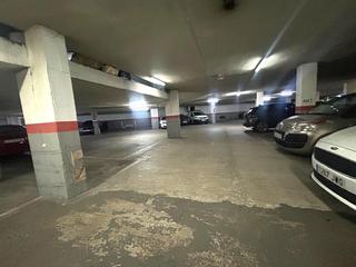 Aparcament cotxe a Pubilla Cases