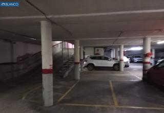 Parking voiture à Collblanc