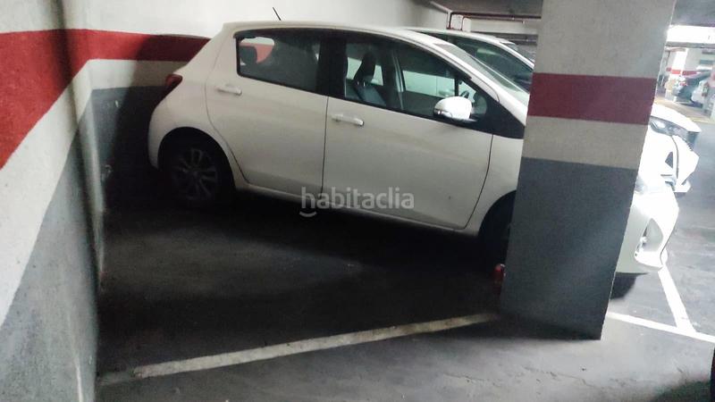 Foto 6d2d5c4e-7fd0-4dad-b7e6-309d915c23cc. Autoparkplatz in Can Vidalet Esplugues de Llobregat