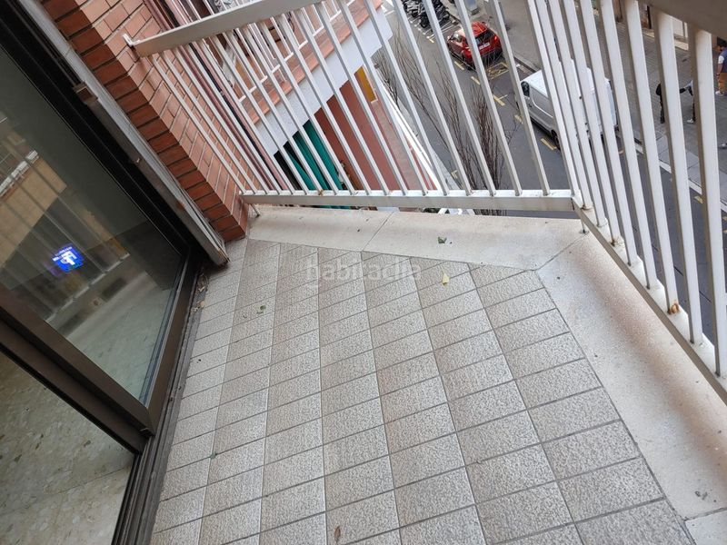 Foto 011a9427-42a5-4f55-9b58-b2002ad31606. Pis amb aparcament a La Bordeta Barcelona