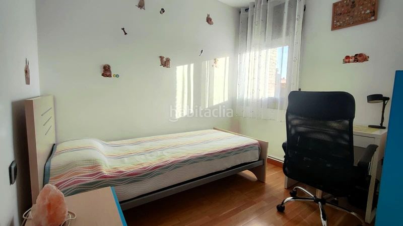 Foto dffbf331-a72a-4572-b0c8-9b077bd961d0. Pis amb calefacció aparcament a Montesa Esplugues de Llobregat