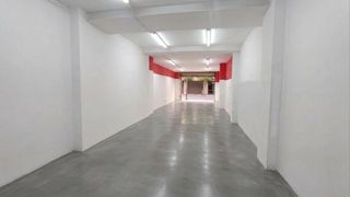 Business premise in Can Vidalet. Local comercial de 140 m2 diafano  en venta en esplugues de llob