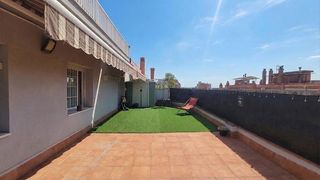 Penthouse in Centre. Ático inigualable reformado con terraza y 4 habitaciones en el c